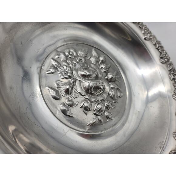 Antique Aurora Silver Plate Repousse 4-Foot Brides Basket Centerpiece 1869-1919 - Picture 10 of 10